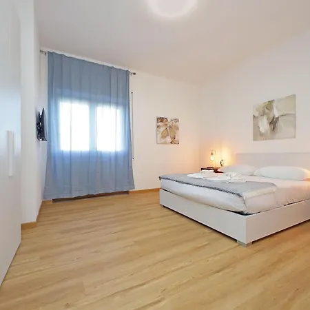 4bnb - Baldo Degli Ubaldi Big Daire