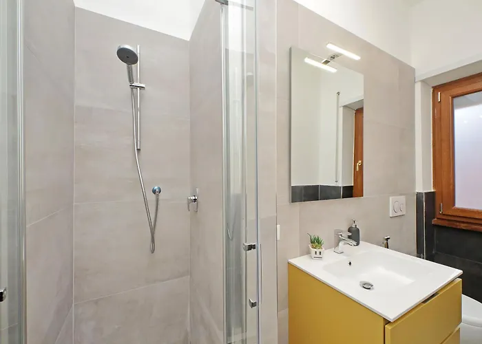 4bnb - Baldo Degli Ubaldi Big * רומא